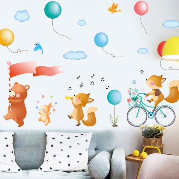 Sticker de perete cu ursuleț și vulpi cu baloane